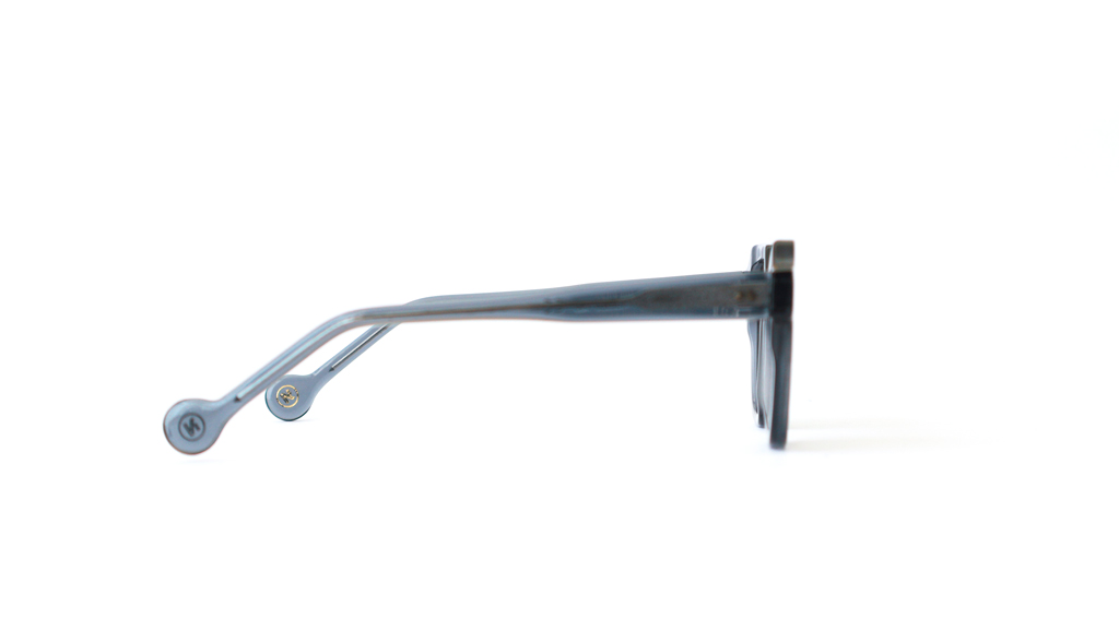 lunettes-solaires-homme-nalin-eyewear-etienne-bleu-translucide-droit